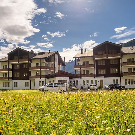 Hotel Hubertus Obergesteln Εξωτερικό φωτογραφία