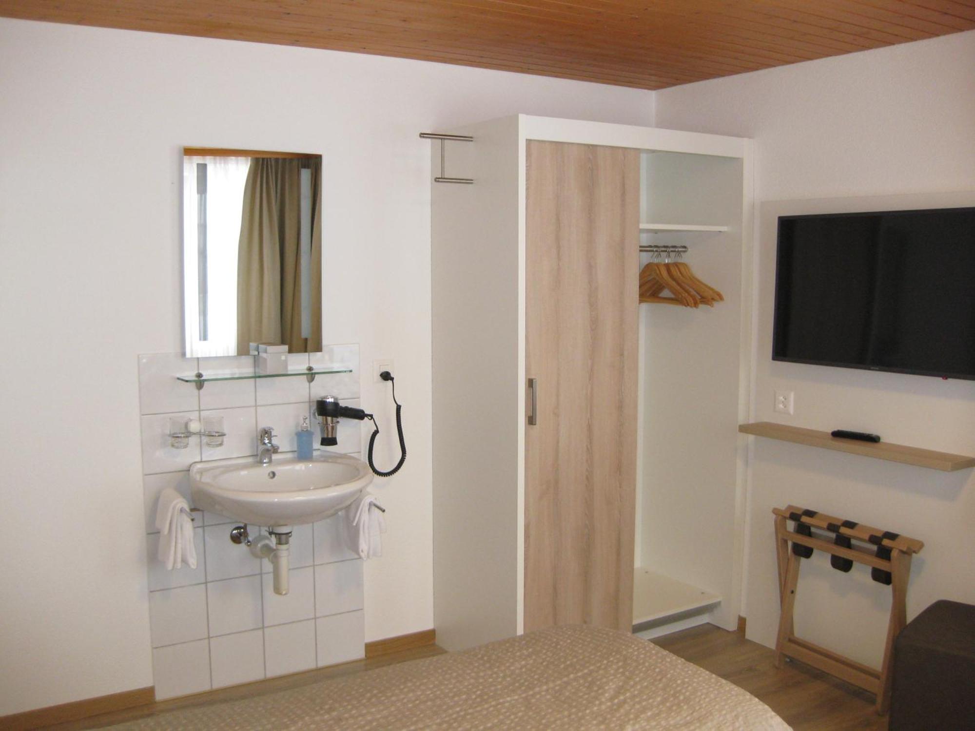 Hotel Hubertus Obergesteln Εξωτερικό φωτογραφία