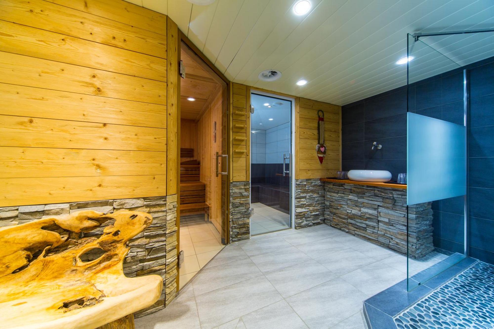 Hotel Hubertus Obergesteln Εξωτερικό φωτογραφία