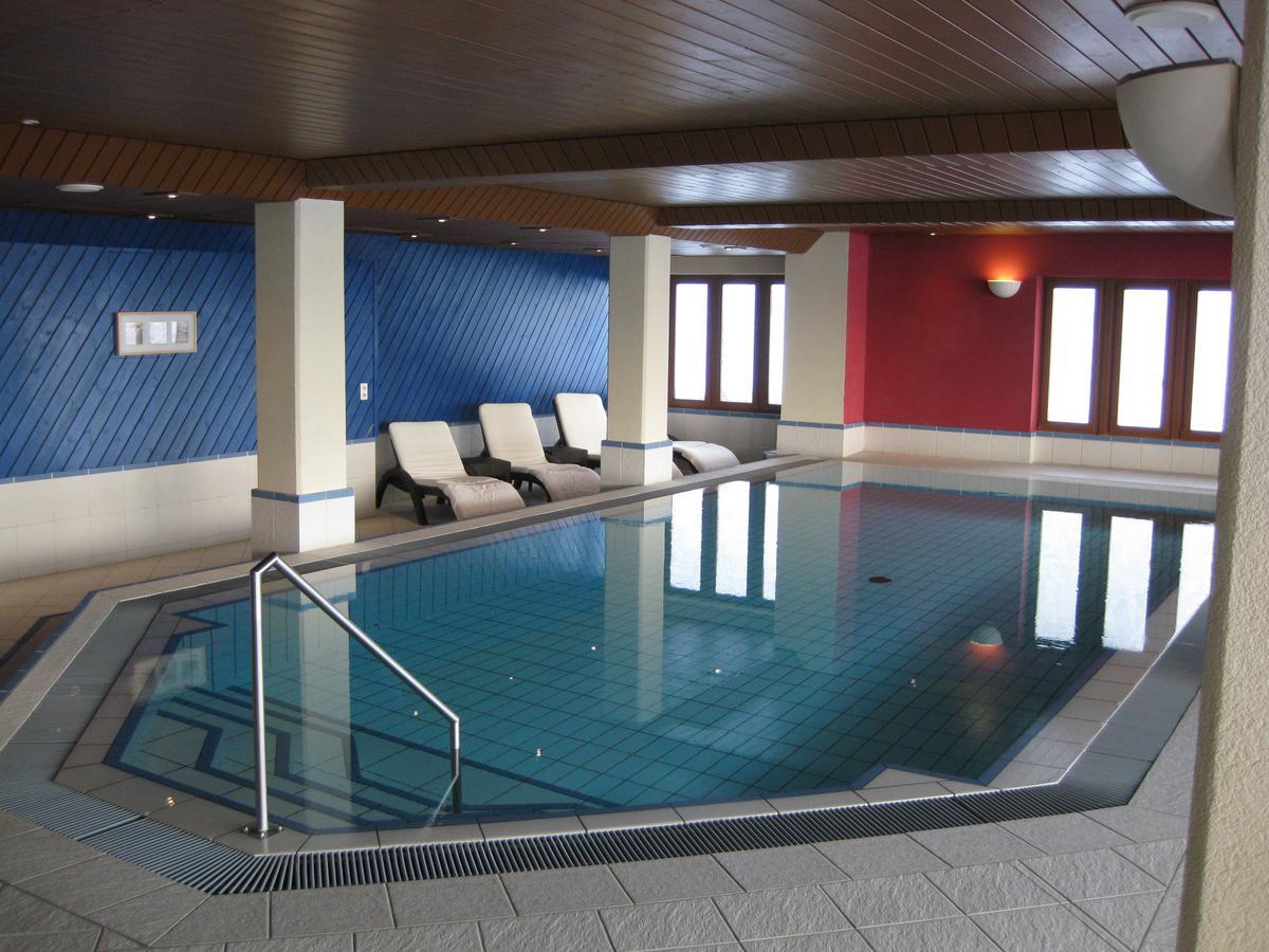 Hotel Hubertus Obergesteln Εξωτερικό φωτογραφία