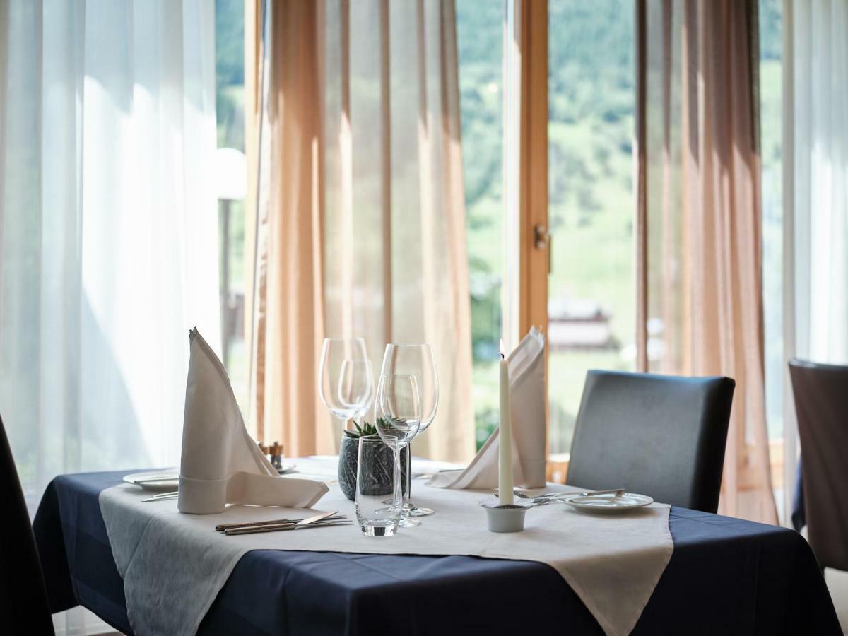 Hotel Hubertus Obergesteln Εξωτερικό φωτογραφία